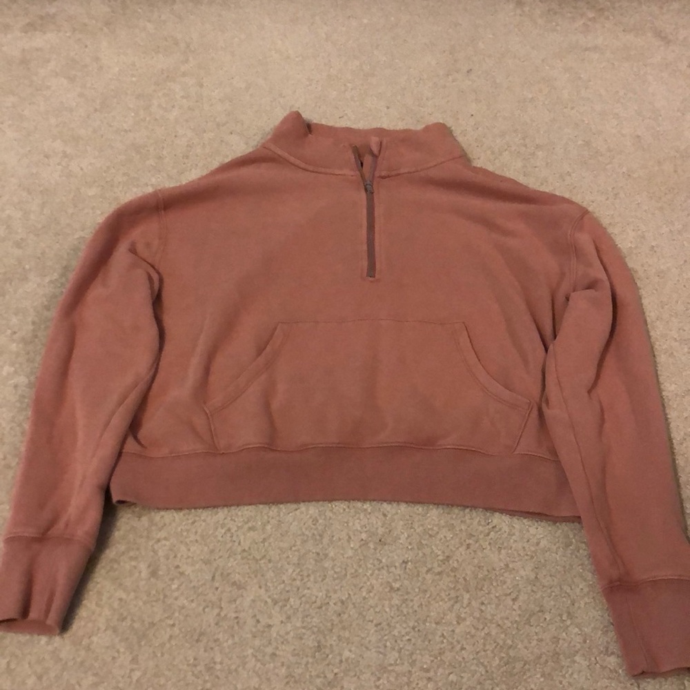 size medium quarter zip aerie sweatshirt